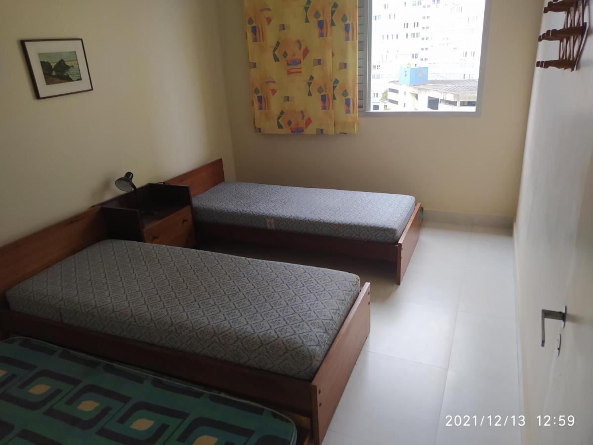 Apto A 25 Metros Areia Pitangueiras Vista Mar 4 Quartos 3 Banheiros 1 Vaga Carro Servico De Apartment Guaruja