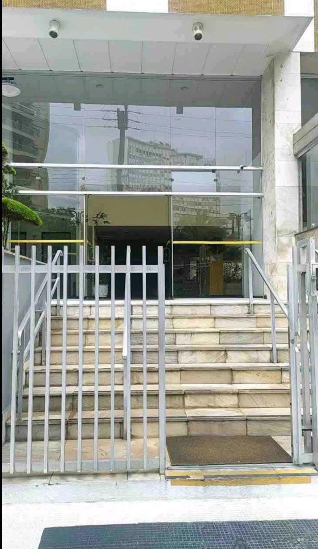 Apto A 25 Metros Areia Pitangueiras Vista Mar 4 Quartos 3 Banheiros 1 Vaga Carro Servico De